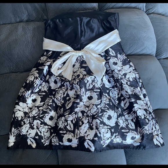 Like New Formal Prom Dress - Picture 2 of 3